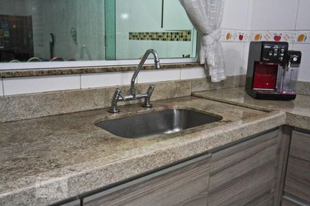 Casa para alugar com 130m², 3 quartos e 3 vagasCozinha