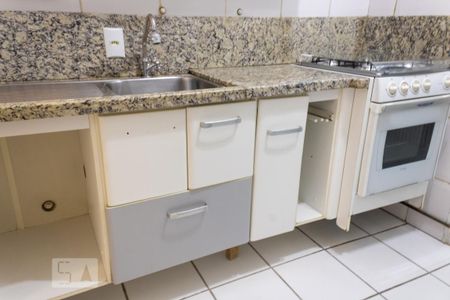 Apartamento para alugar com 60m², 3 quartos e 1 vaga Apartamento para alugar com 60m², 3 quartos e 1 vagaCozinha - Armários