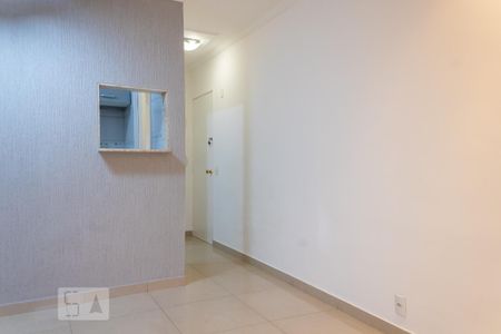 Sala de apartamento para alugar com 3 quartos, 60m² em Jardim Santa Terezinha (zona Leste), São Paulo