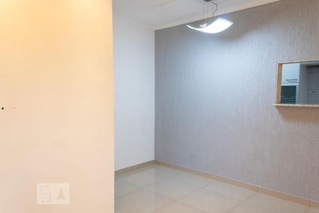 Sala de apartamento para alugar com 3 quartos, 60m² em Jardim Santa Terezinha (zona Leste), São Paulo