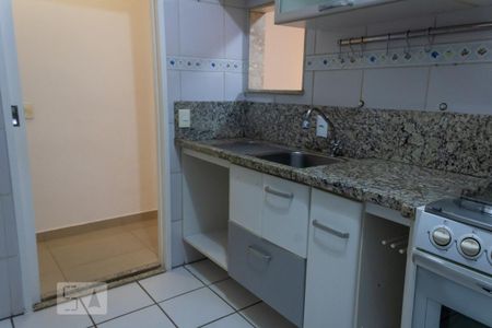 Apartamento para alugar com 60m², 3 quartos e 1 vaga Apartamento para alugar com 60m², 3 quartos e 1 vagaCozinha - Armários