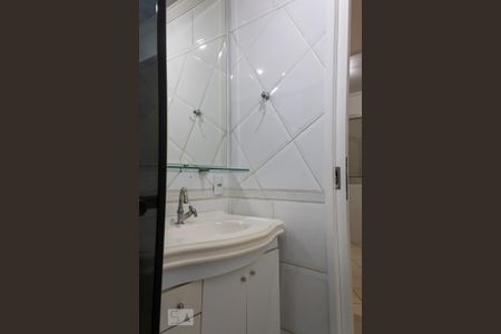 Apartamento para alugar com 60m², 3 quartos e 1 vaga Apartamento para alugar com 60m², 3 quartos e 1 vagaBanheiro