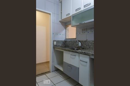 Apartamento para alugar com 60m², 3 quartos e 1 vaga Apartamento para alugar com 60m², 3 quartos e 1 vagaCozinha - Armários