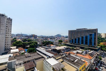 Vista do Sala/Quarto de kitnet/studio para alugar com 1 quarto, 33m² em Centro, Niterói