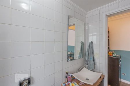 Banheiro de apartamento para alugar com 1 quarto, 50m² em Santo Amaro, São Paulo