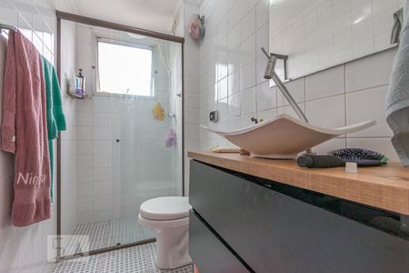Banheiro de apartamento para alugar com 1 quarto, 50m² em Santo Amaro, São Paulo