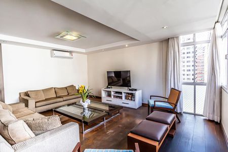 Apartamento à venda com 207m², 4 quartos e 2 vagasSala