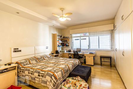 Apartamento à venda com 207m², 4 quartos e 2 vagasQuarto 4