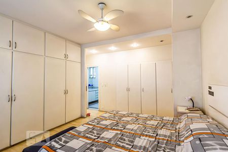 Apartamento à venda com 207m², 4 quartos e 2 vagasQuarto 4