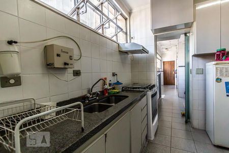 Apartamento à venda com 207m², 4 quartos e 2 vagasCozinha