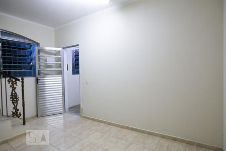 Sala 1  de casa para alugar com 3 quartos, 250m² em Parque Santa Rita, São Paulo