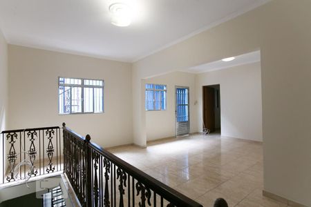 Sala 2 de casa para alugar com 3 quartos, 250m² em Parque Santa Rita, São Paulo
