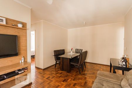 Sala de apartamento à venda com 2 quartos, 70m² em Petrópolis, Porto Alegre