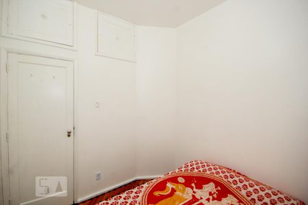 Quarto 1 de apartamento para alugar com 2 quartos, 70m² em Copacabana, Rio de Janeiro