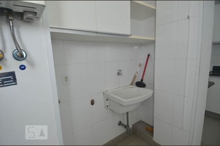 Apartamento à venda com 112m², 2 quartos e 1 vaga Apartamento à venda com 112m², 2 quartos e 1 vagaÁrea de Serviço