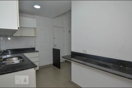Apartamento à venda com 112m², 2 quartos e 1 vaga Apartamento à venda com 112m², 2 quartos e 1 vagaCozinha