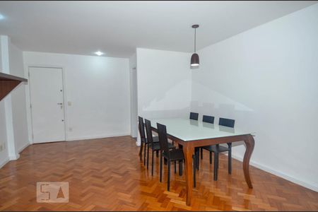 Sala de apartamento à venda com 2 quartos, 112m² em Copacabana, Rio de Janeiro