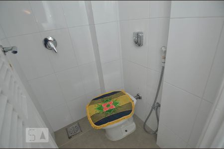 Apartamento à venda com 112m², 2 quartos e 1 vaga Apartamento à venda com 112m², 2 quartos e 1 vagaBanheiro de Serviço