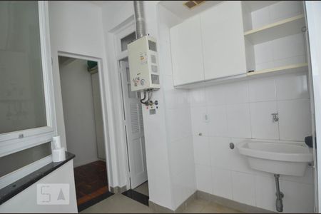 Apartamento à venda com 112m², 2 quartos e 1 vaga Apartamento à venda com 112m², 2 quartos e 1 vagaÁrea de Serviço