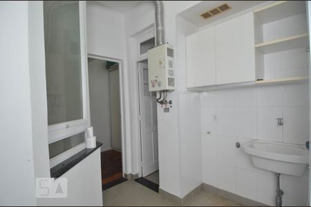 Apartamento à venda com 112m², 2 quartos e 1 vaga Apartamento à venda com 112m², 2 quartos e 1 vagaCozinha
