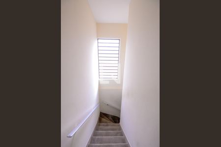 Casa à venda com 130m², 3 quartos e 2 vagasEscadas