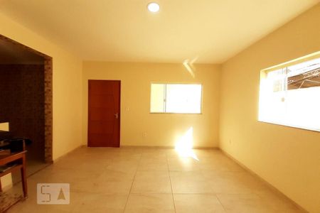 Sala de apartamento para alugar com 2 quartos, 70m² em Pilares, Rio de Janeiro