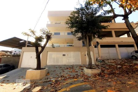 Apartamento para alugar com 70m², 2 quartos e sem vagaFachada
