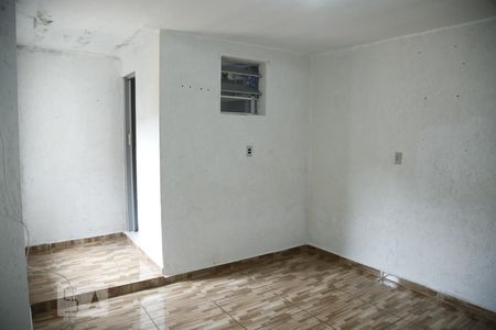 Quarto de casa para alugar com 1 quarto, 40m² em Vila Tolstoi, São Paulo
