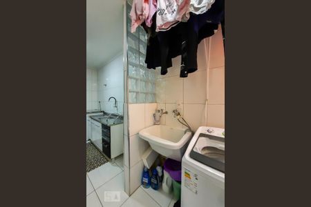 Apartamento à venda com 56m², 2 quartos e 1 vaga Apartamento à venda com 56m², 2 quartos e 1 vagaÁrea de Serviço