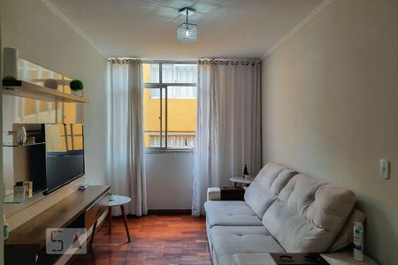 Apartamento à venda com 56m², 2 quartos e 1 vaga Apartamento à venda com 56m², 2 quartos e 1 vagaSala