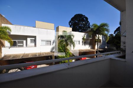 Sacada da Sala de TV de casa de condomínio para alugar com 3 quartos, 400m² em Vila Albertina, São Paulo