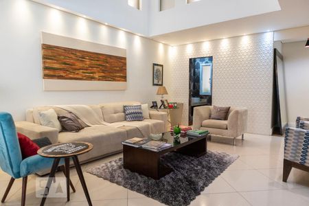 Casa de condomínio para alugar com 400m², 4 quartos e 3 vagasSala
