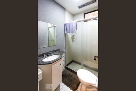 Apartamento para alugar com 79m², 2 quartos e 1 vaga Apartamento para alugar com 79m², 2 quartos e 1 vagaBanheiro