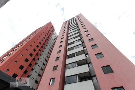 Fachada de apartamento para alugar com 3 quartos, 75m² em Vila Esperança, São Paulo