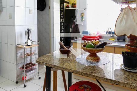 Apartamento à venda com 106m², 3 quartos e 2 vagasCozinha