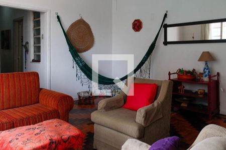 Sala de apartamento à venda com 3 quartos, 106m² em Petrópolis, Porto Alegre