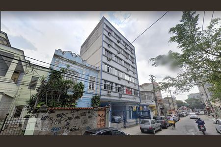 Apartamento à venda com 72m², 2 quartos e 1 vagaFachada