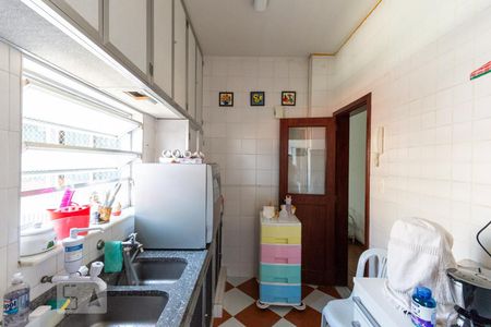 Apartamento à venda com 72m², 2 quartos e 1 vagaCozinha e Área de Serviço