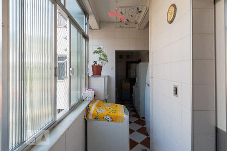 Apartamento à venda com 72m², 2 quartos e 1 vagaCozinha e Área de Serviço