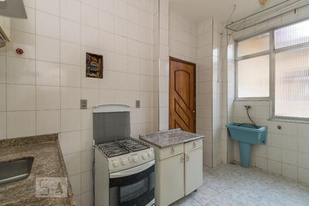 Apartamento para alugar com 64m², 2 quartos e sem vagaCozinha - Entrada de serviço