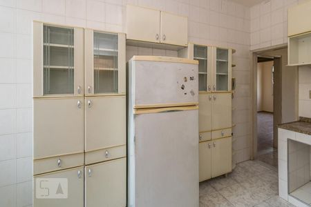 Apartamento para alugar com 64m², 2 quartos e sem vagaCozinha - Armários