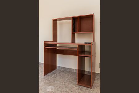 Apartamento para alugar com 64m², 2 quartos e sem vagaQuarto 2 - Estante