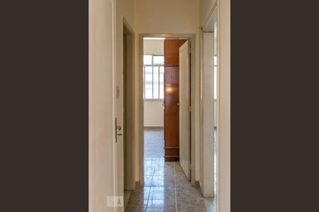 Apartamento para alugar com 64m², 2 quartos e sem vagaCorredor