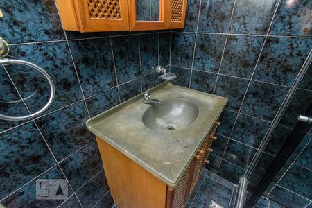 Apartamento para alugar com 64m², 2 quartos e sem vagaBanheiro