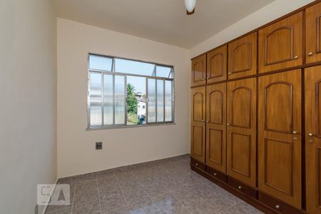 Quarto 1 de apartamento para alugar com 2 quartos, 64m² em Brás de Pina, Rio de Janeiro