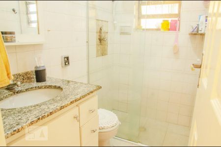 Casa para alugar com 180m², 3 quartos e 4 vagas Casa para alugar com 180m², 3 quartos e 4 vagasBanheiro da Suíte