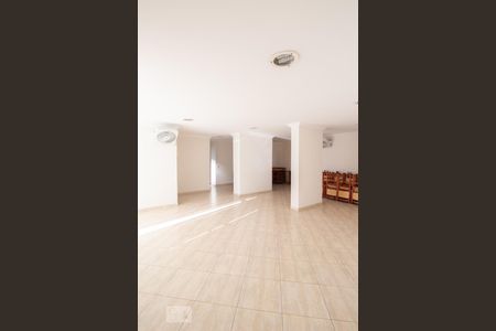 Apartamento à venda com 75m², 3 quartos e 1 vagaÁrea comum - Salão de festas