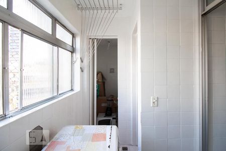 Apartamento à venda com 75m², 3 quartos e 1 vagaÁrea de Serviço