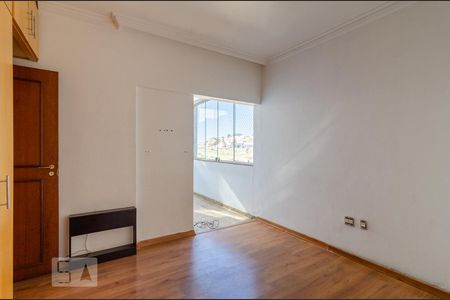 Apartamento à venda com 230m², 3 quartos e 2 vagas Apartamento à venda com 230m², 3 quartos e 2 vagasQuarto Suíte