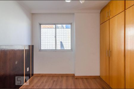 Apartamento à venda com 230m², 3 quartos e 2 vagas Apartamento à venda com 230m², 3 quartos e 2 vagasQuarto 3